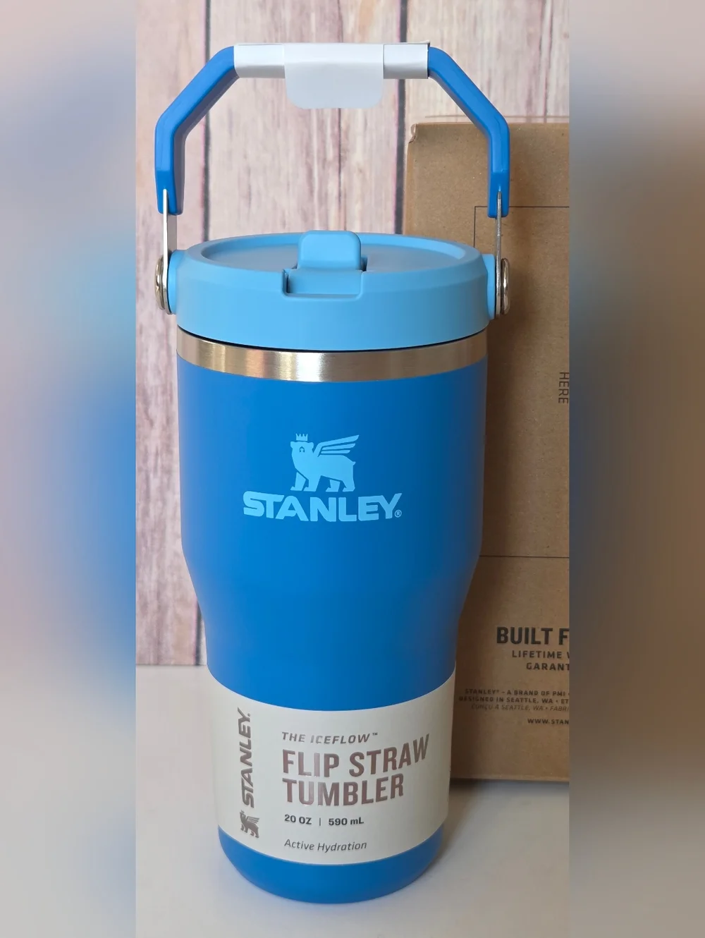 Stanley Blue Flip Straw Tumbler 20oz NIB - Picture 6 of 8